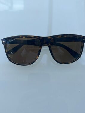 Ray-Ban “Boyfriend” Tortoiseshell Frame Sunglasses with Brown Polarized Lenses